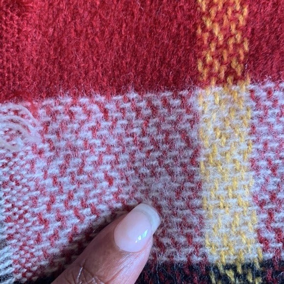 A&O 100% acrylic Red White Black Yellow Shawl Wrap Throw Plaid Print - Picture 7 of 8